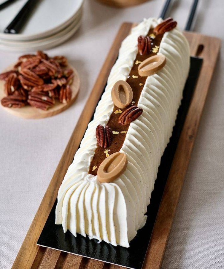 Bûche Dulcey pécan-vanille