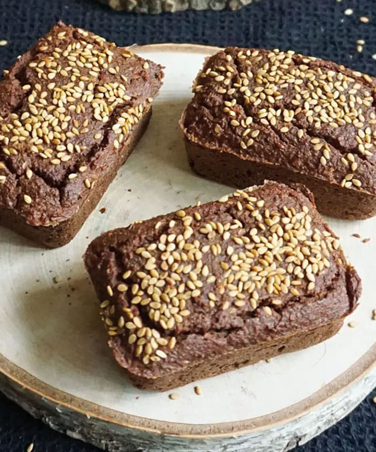 Cake cacao à la purée de sésame demi-complet by Loulou Cuisine Healthy