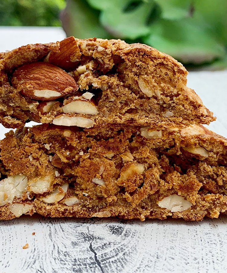 Croquants aux amandes à a purée crue d'amande crunchy