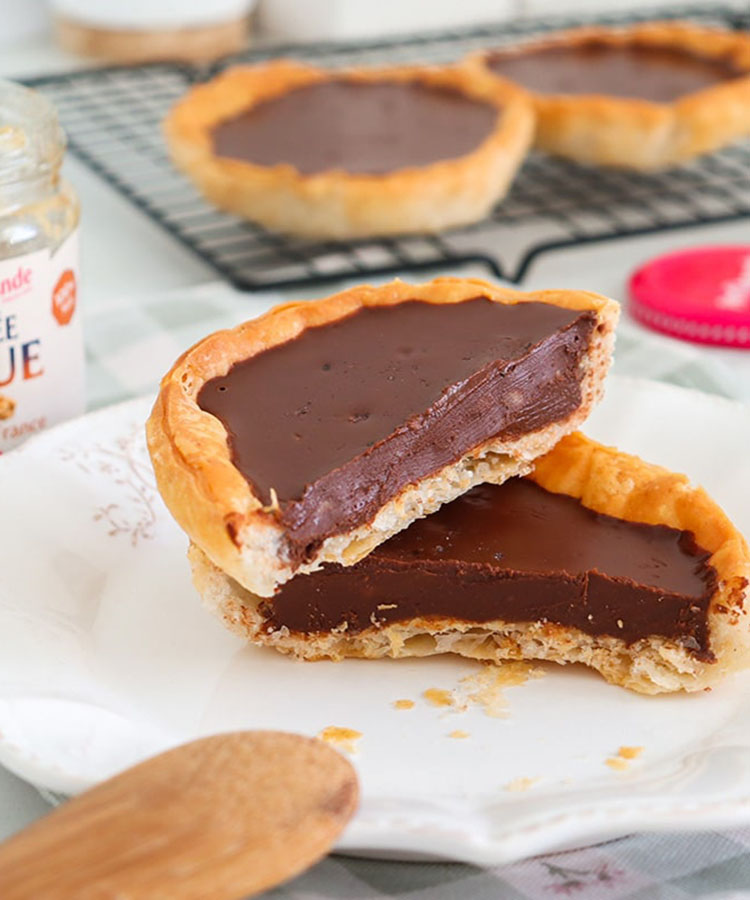 Tartes au chocolat et noix avec la purée crue de noix By vie sans gluten