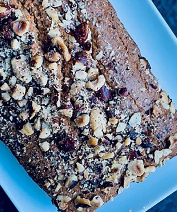 Cake à la purée noisette toastée by Alimentation Epanouie