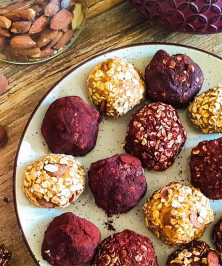 PROTEIN COOKIES BALL  by @healthy.food.family