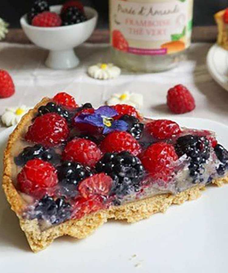 Tarte Fruits rouges à la purée framboise thé vert by Loulou