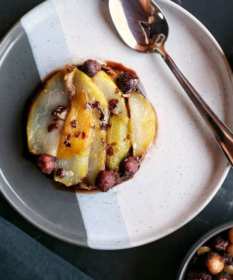 Tartelette poire-chocolat à la purée crue de pistache by Plante ton assiette